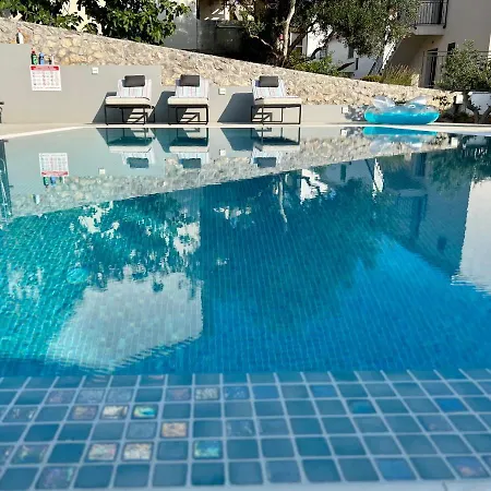 Апартаменти Zen - Heated Pool, Ev Type 2 Трогір